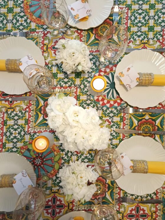 Aranjarea mesei inspirată de Sicilia