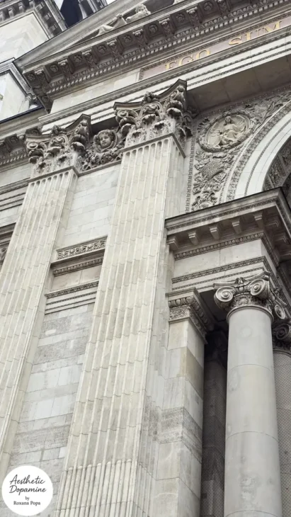 coloane corintice arhitectura neoclasica