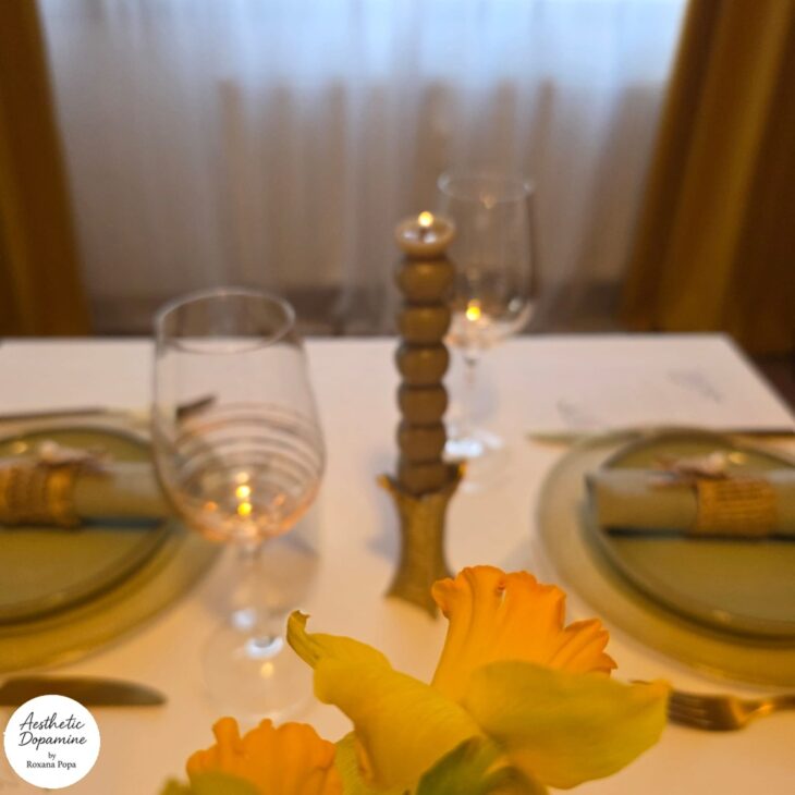 lumanari verde salvie si narcise galbene