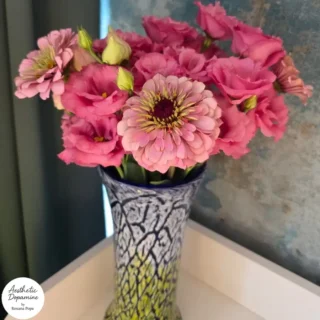 Inele pentru șervete din iută și scoici – un DIY simplu pentru mesele de vară